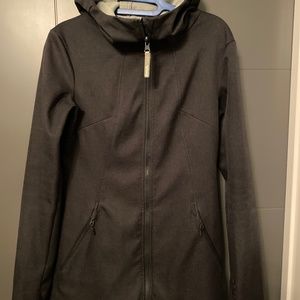 Bench XS Coat - size 4 US